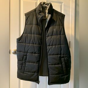 Men’s ariat reversible vest. Size large